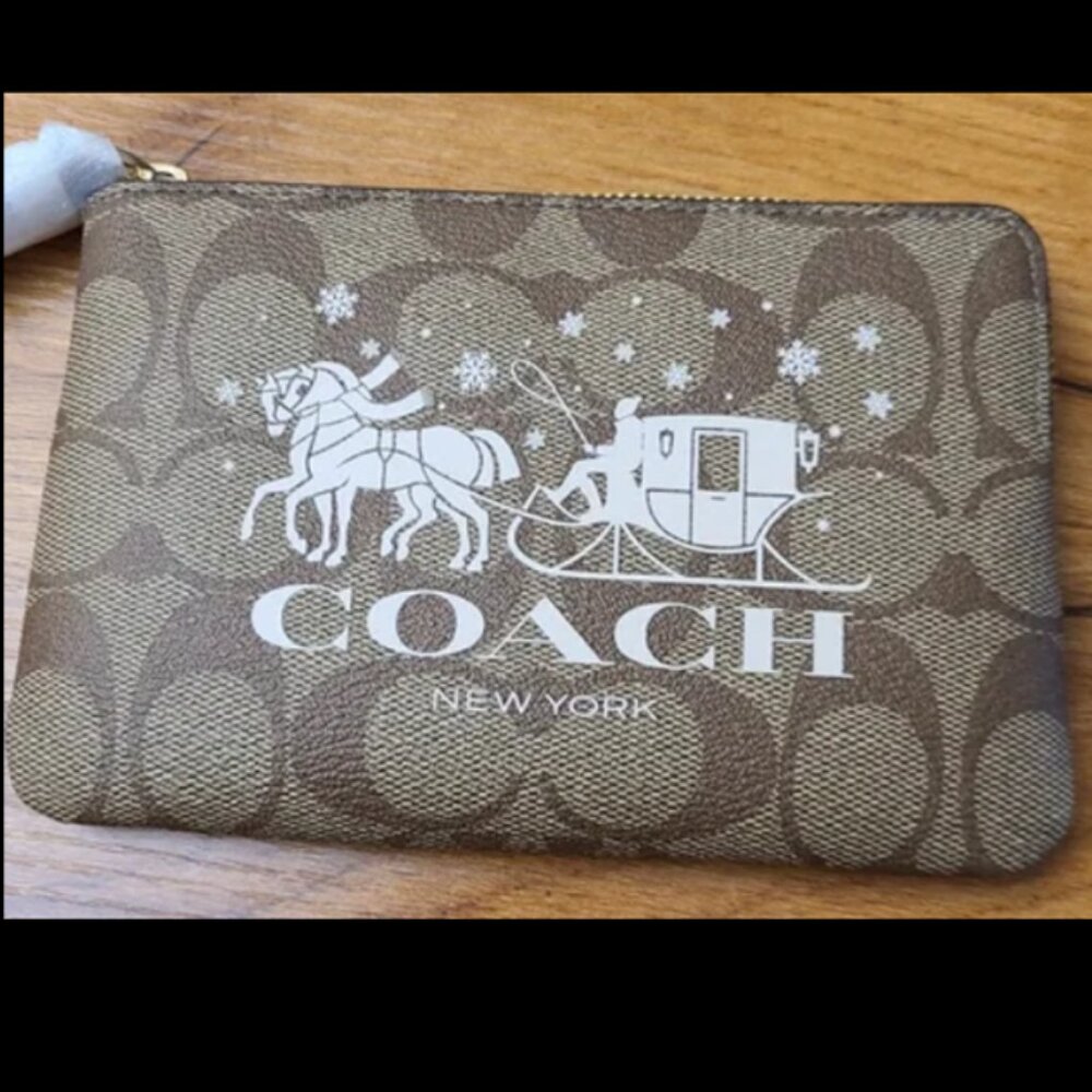 COACH – Winter Wonderland Wristlet w/ signature monogram – New in Box